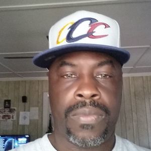 Meet your Posher, Ira